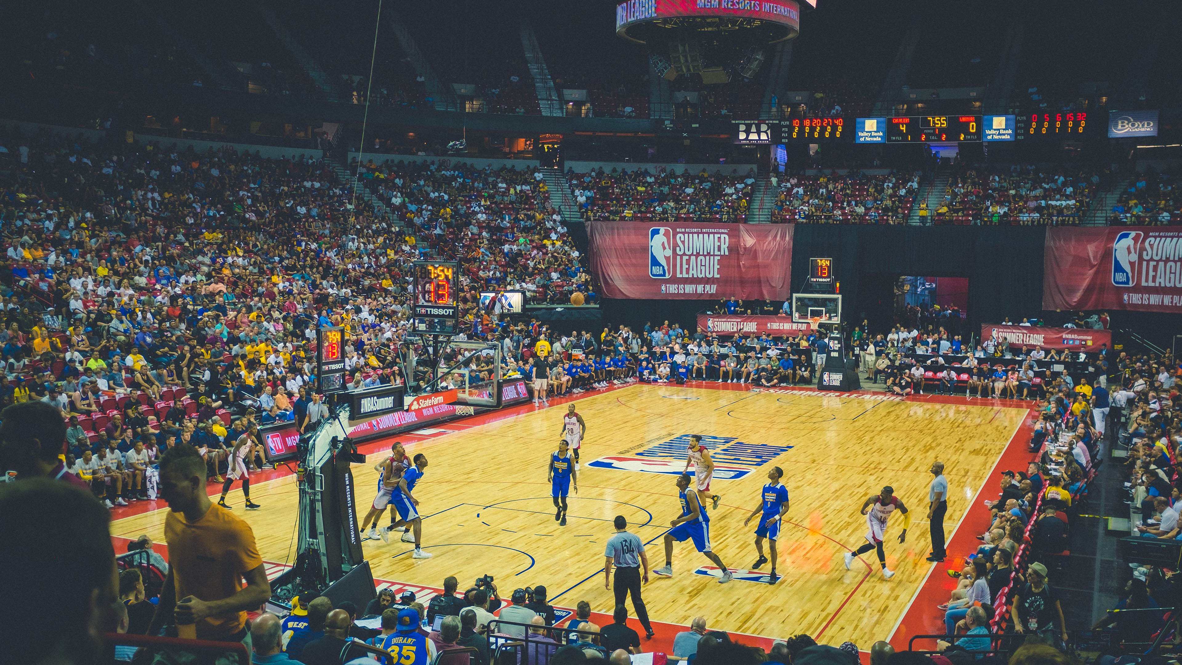 冰火淬传奇，福克斯封神夜，热火压哨绝杀四川