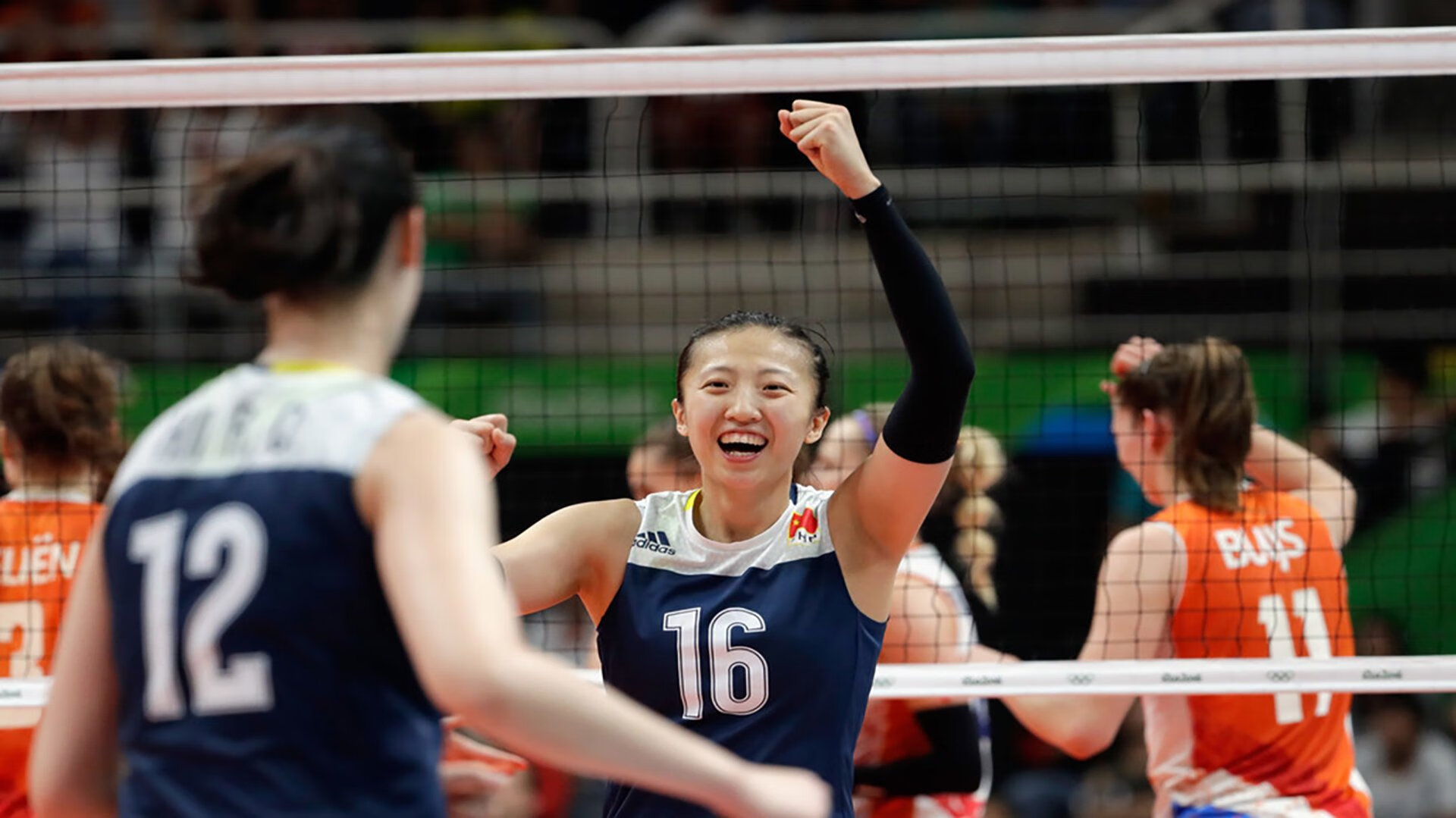 宿敌的独幕剧,奥斯梅恩点亮2026之夏,瑞士在C组绞杀战中完胜乌拉圭